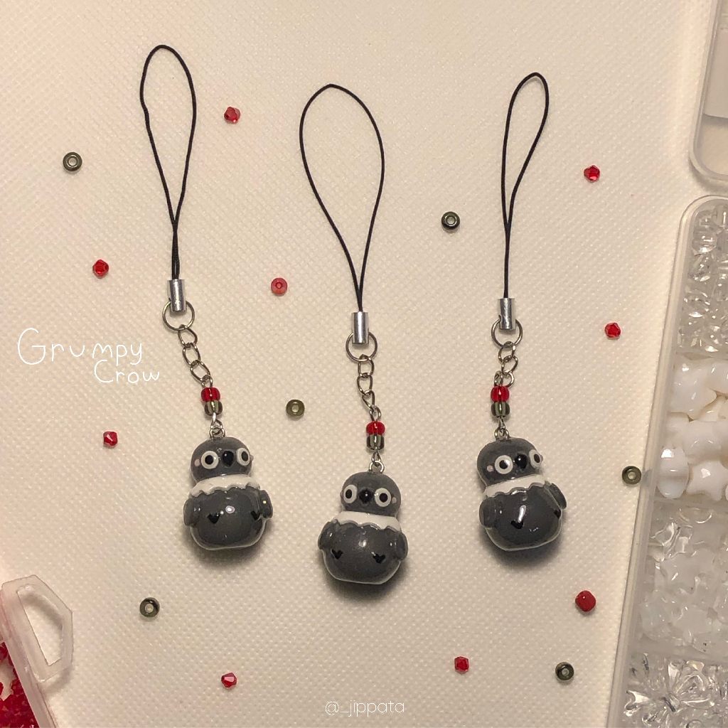 [Made to order] Love and Deepspace พวงกุญแจ Grumpy Crow / Grumpy Crow Keychain