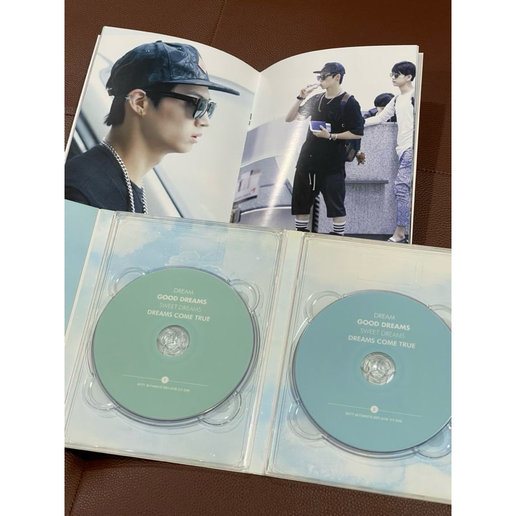 Mini Photo book + CD VDO JB GOT7 แถมโปสเตอร์