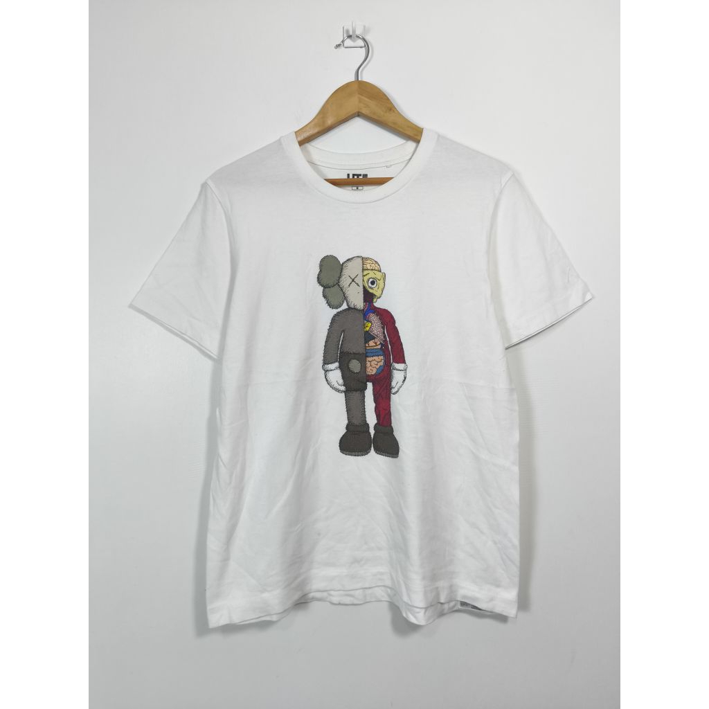 Uniqlo UT x Kaws มือสอง Size M