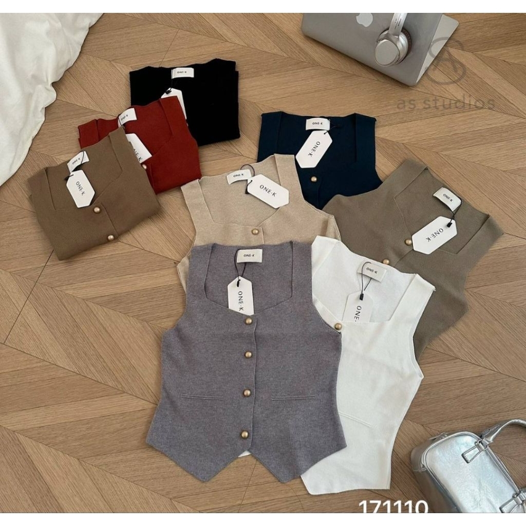 เสื้อแขนกุดไหมพรมOne-Kกระดุมหน้า