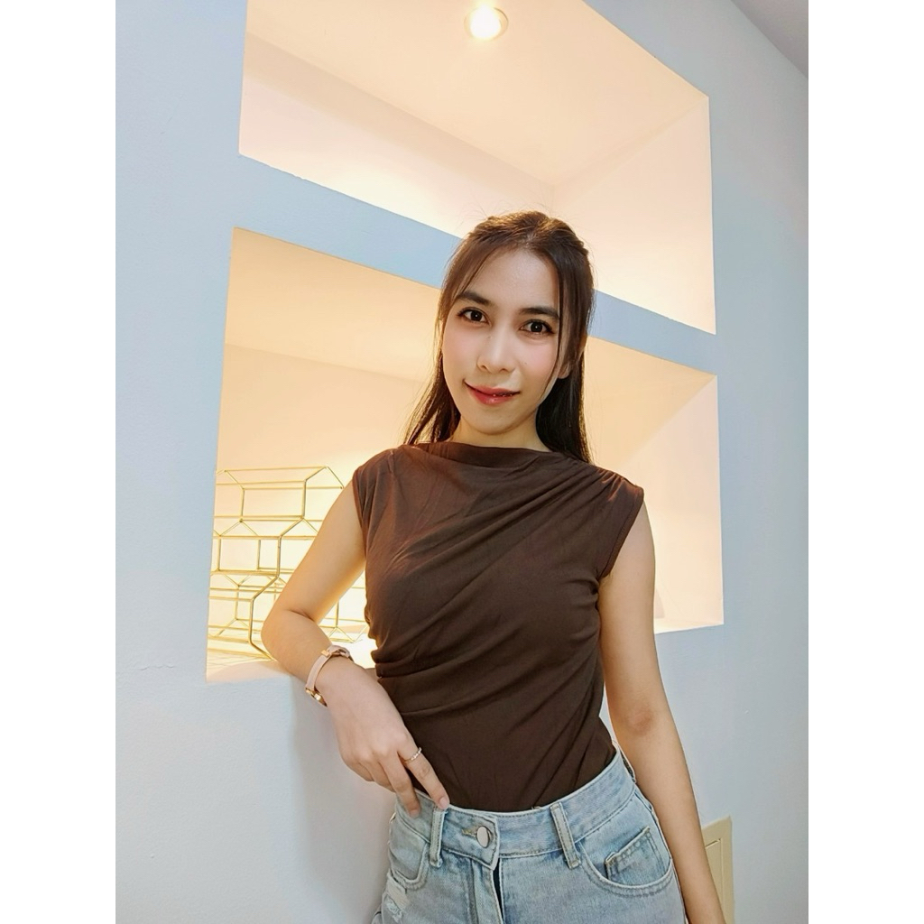 เสื้อปาดไหล่แขนกุด ย่นข้างหน้า (ดำ ขาว น้ำตาล) - รูปที่ 6