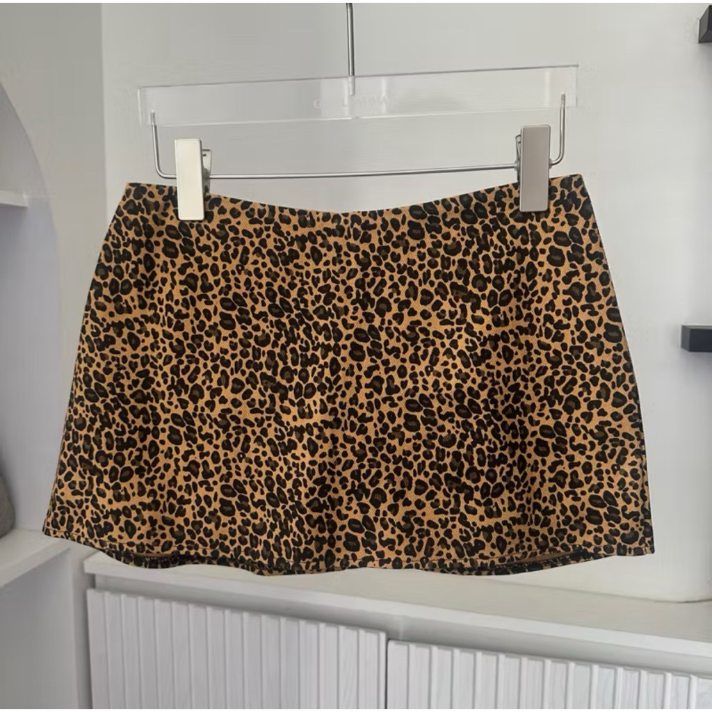 Cayla luv skirt กระโปรงเอวต่ำ มีซับกางเกง( แค่ลองใส่ )