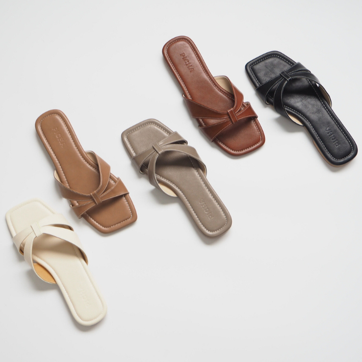 🎀รุ่นมะปราง🎀 รองเท้าแตะผู้หญิงแฟชั่นแบบสวม ดีเทลโบว์ให้ความหรูหรา ใสออกงานหรือไปเที่ยวก็เริ่ด! เสริม