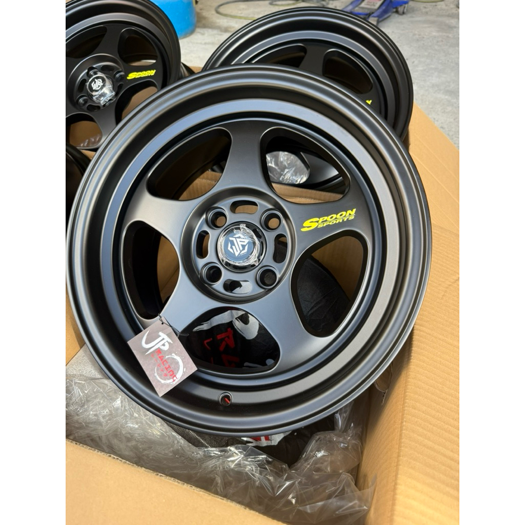 แม็กใหม่Spoon(JP)ขอบ15กว้าง7ออฟ+30ใส่4/100(ราคาลงขายต่อ1วง)