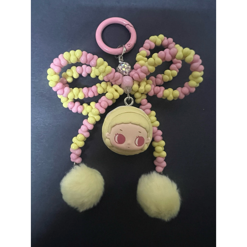 พวงกุญแจน้องNyota มาการอง