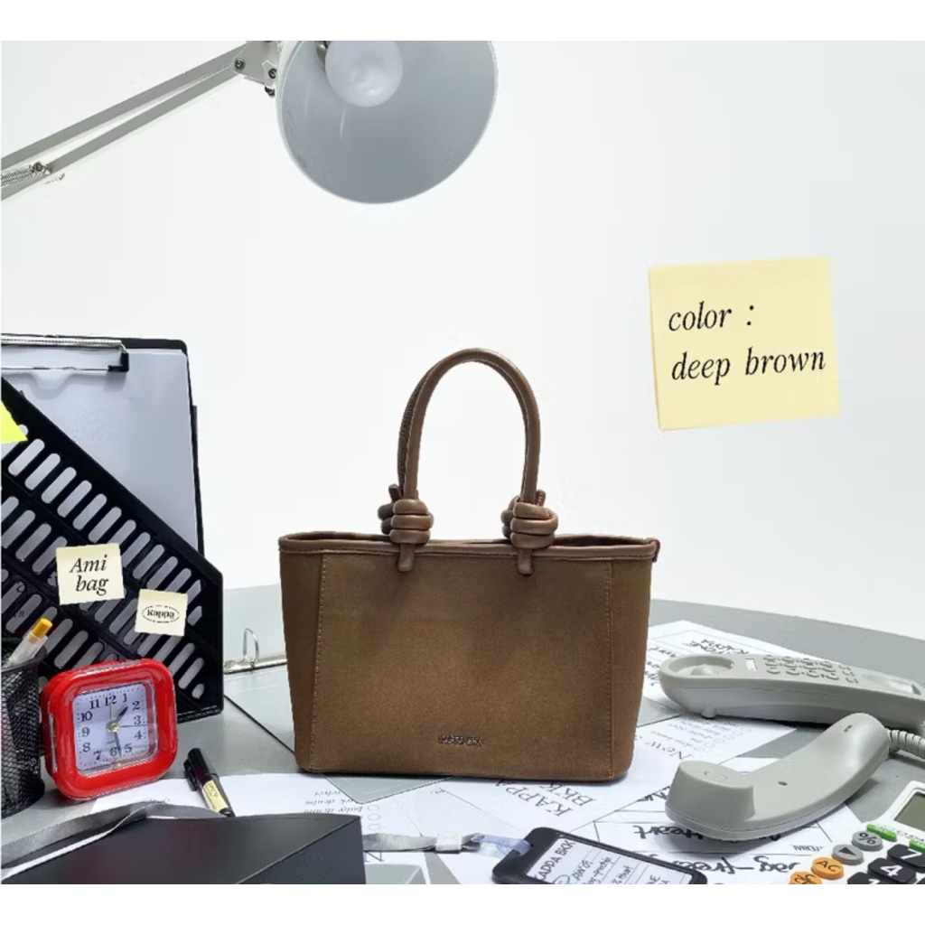 KAPPABKK✨ Ami Bag มือสอง กระเป๋าหนังกลับ ทรงหูจับสุดเก๋