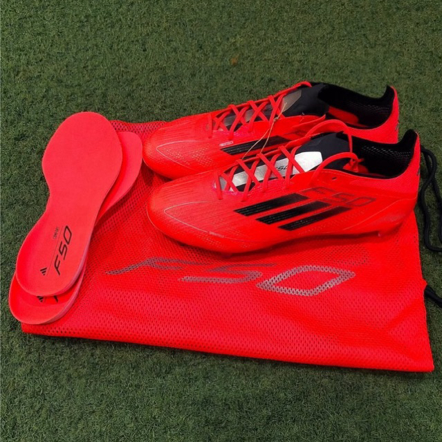 รองเท้าฟุตบอลAdidas F50 Elite HG/AG ตัวท๊อป ของแท้จาก 🇯🇵 พร้อมส่ง