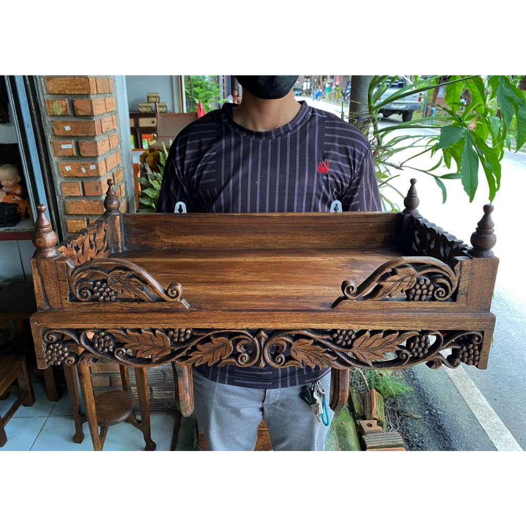 หิ้งพระ ไม้สัก กว้าง 60 x ลึก 30 cm. (มี 2 สี) ชั้นวางพระพุทธรูป แขวนผนัง ทำจากไม้สักแท้ ทุกชิ้นส่วน แท่นวางพระไม้สัก