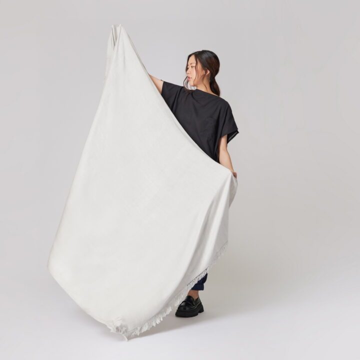 DoiTung ผ้าคลุม/ผ้าห่ม SS25 Two Shade NDY (C&R) SET macca & coffee