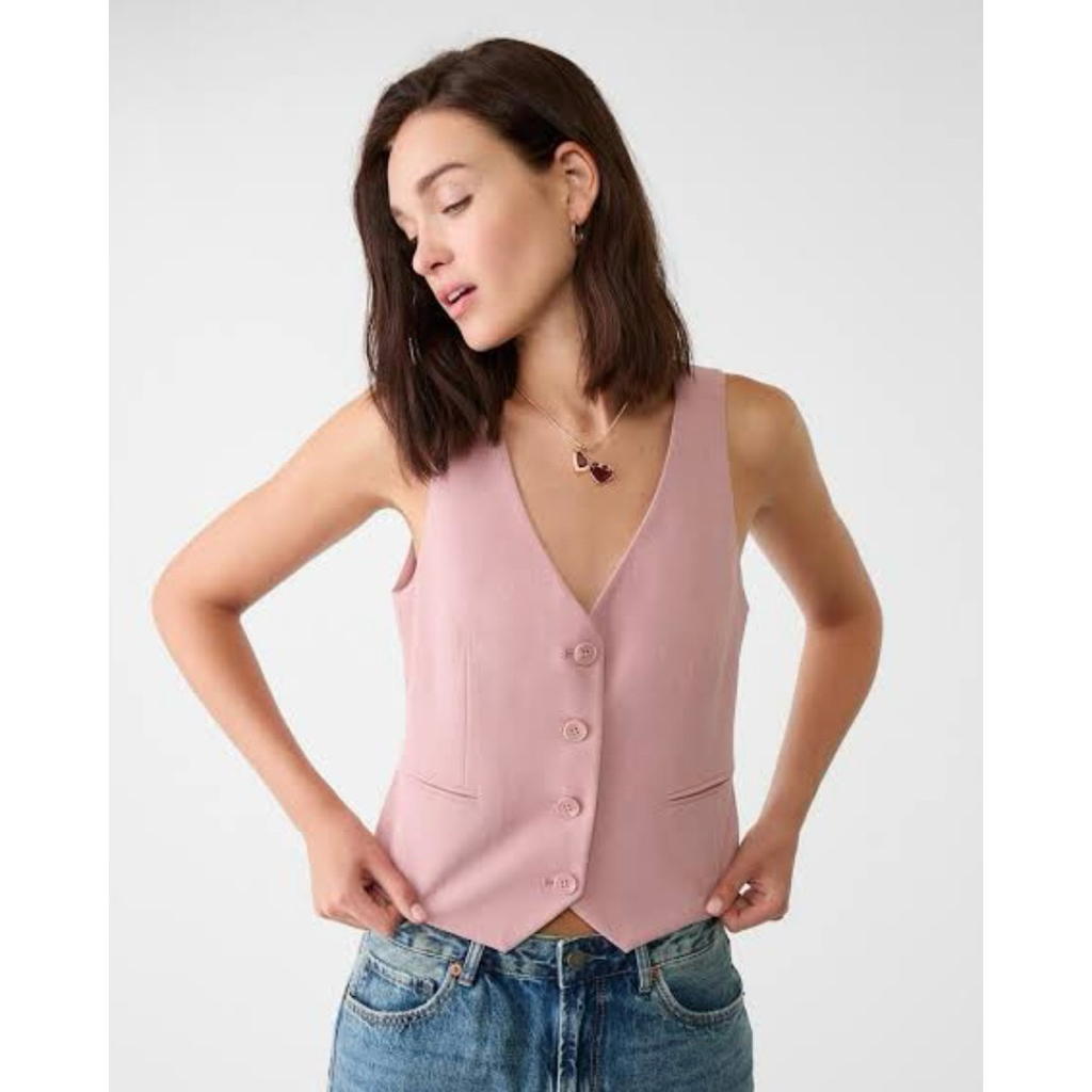 NWOT Stradivarius pink linen vest top