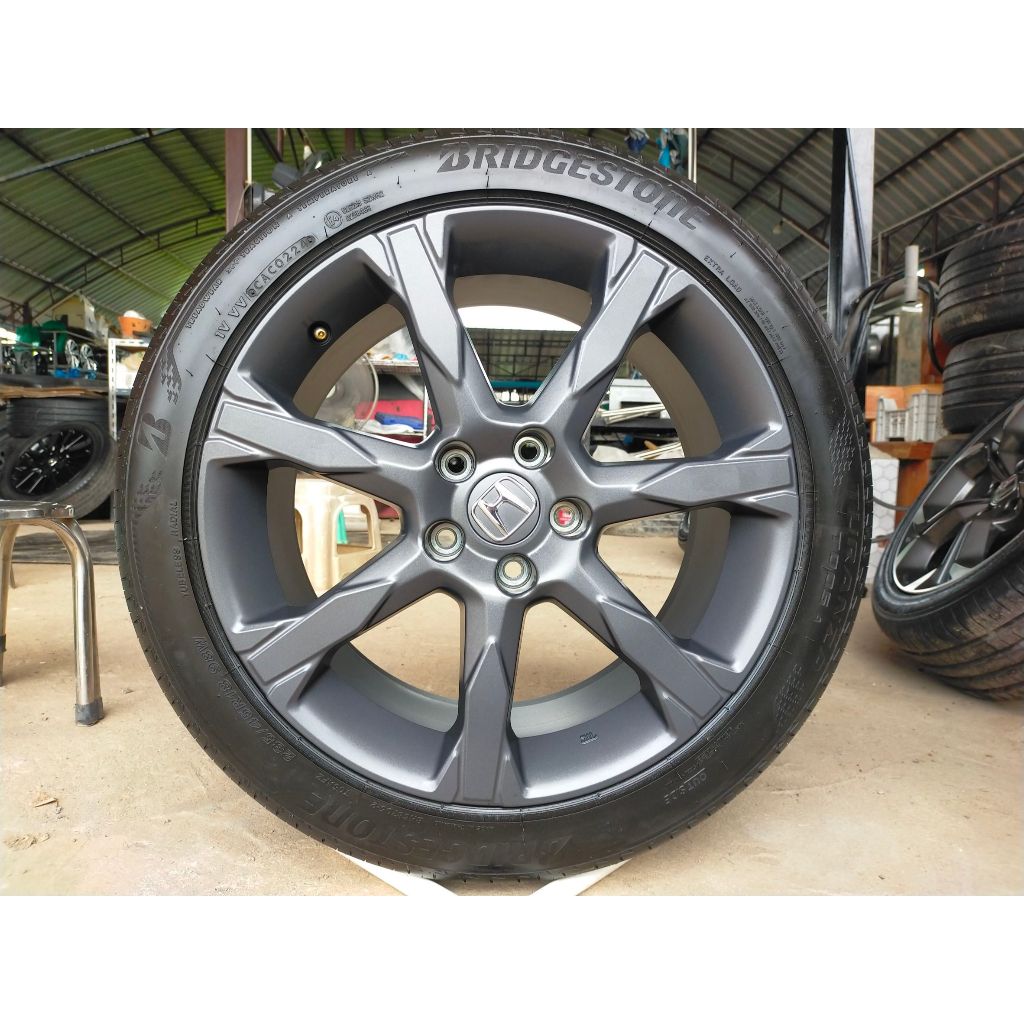 แม็กฮอนด้า ป้ายแดง ขอบ18 พร้อมยางบริสโตน 235 45 18 ปี24 ยางสวยทุกเส้น ใส่ accord civic HRV CRV g2