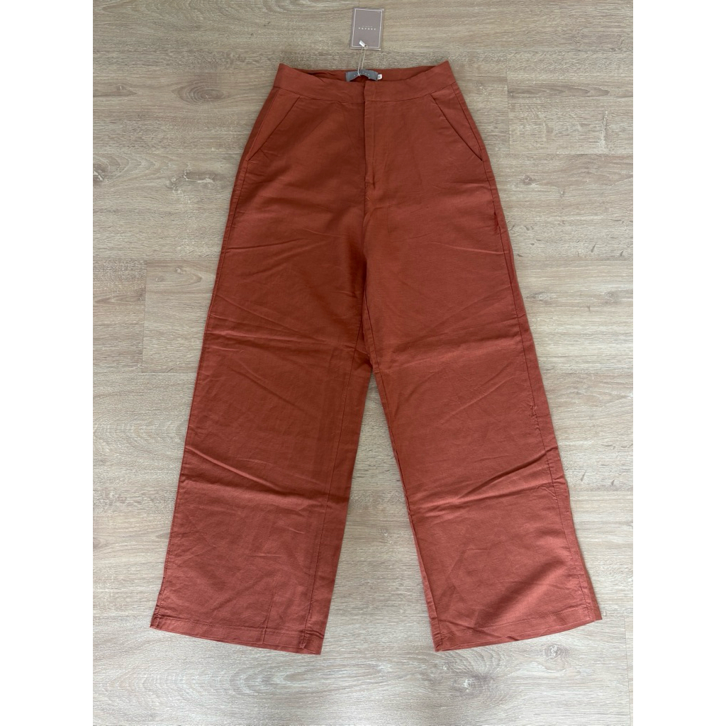 [New] กางเกงผ้าลินินสีส้มอิฐ AKKARA STUDIO