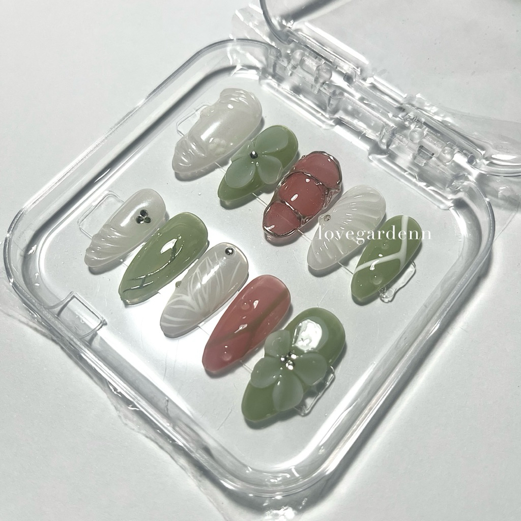 soft florest - press on nails