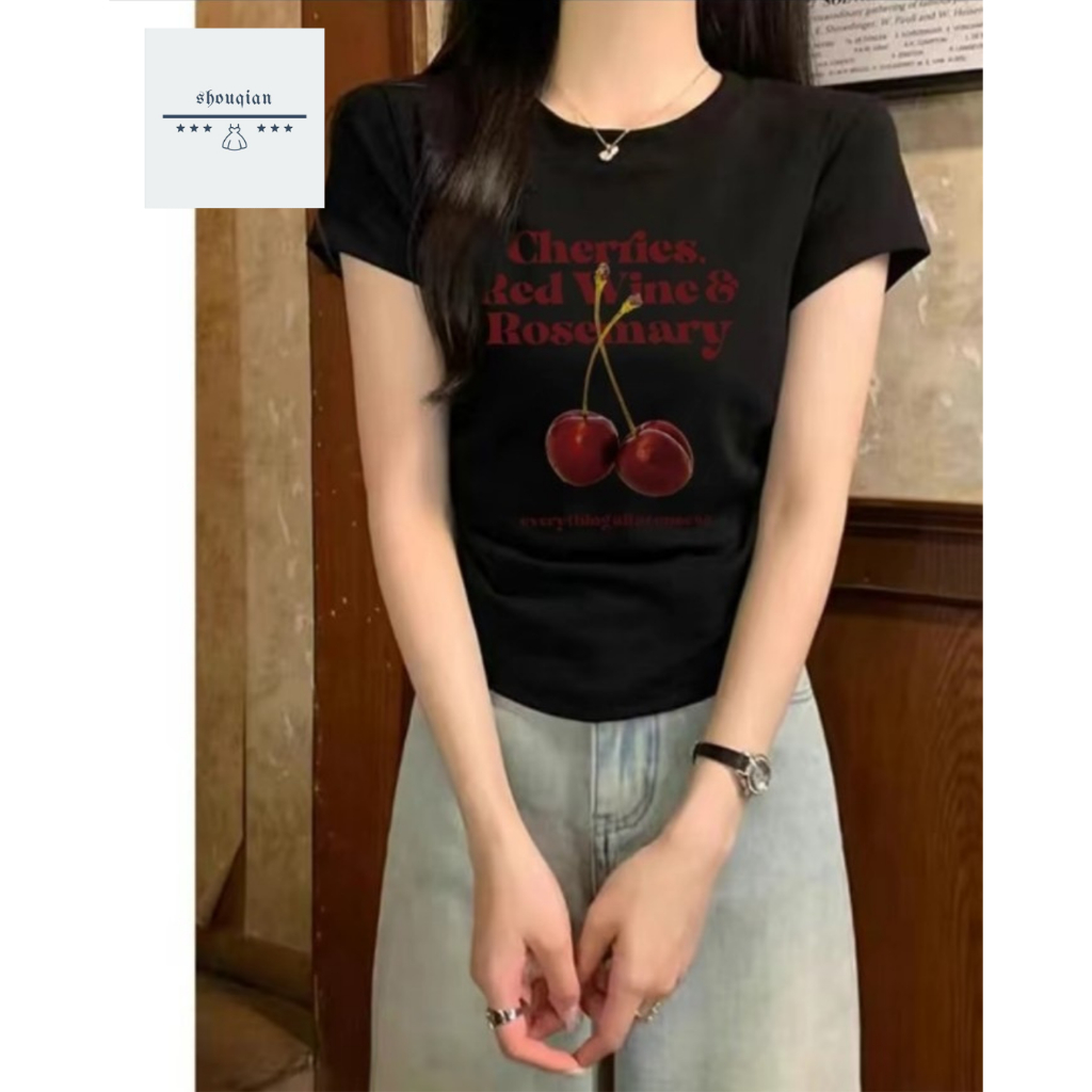 พร้อมส่งในไทย** เสื้อยืดผ้าโพลี ผ้ายืดตามตัว สกรีนเชอรี่ Y212