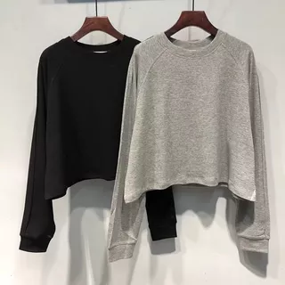 เสื้อครอปแขนยาวไซส์ใหญ่ สีพื้น oversize เสื้อผ้าสาวอวบมินิมอลทรงหลวมสไตล์เกาหลี เสื้อยืดสวยผู้หญิงแฟชั่นญี่ปุ่นมาใหม่