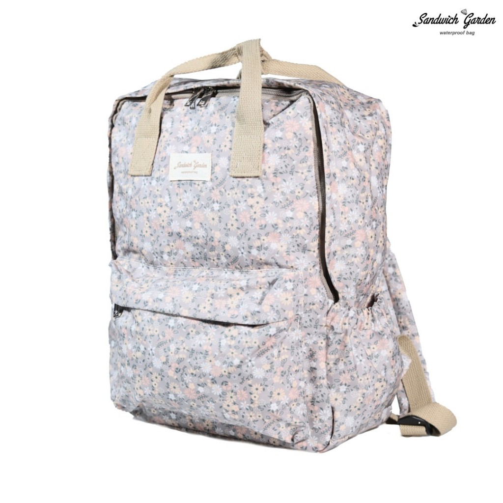 กระเป๋าเป้สะพายหลัง  วัสดุผ้าเคลือบกันน้ำแบบเนื้อด้าน แบรนด์ Sandwich Garden