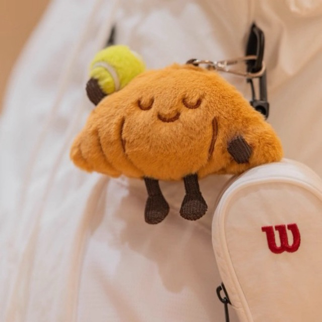 [พร้อมส่ง] Gusto Croissant on court bag charm ราคา ถูกที่สุด ดีลบีเคเค แกลเลอรีภาพที่ 2