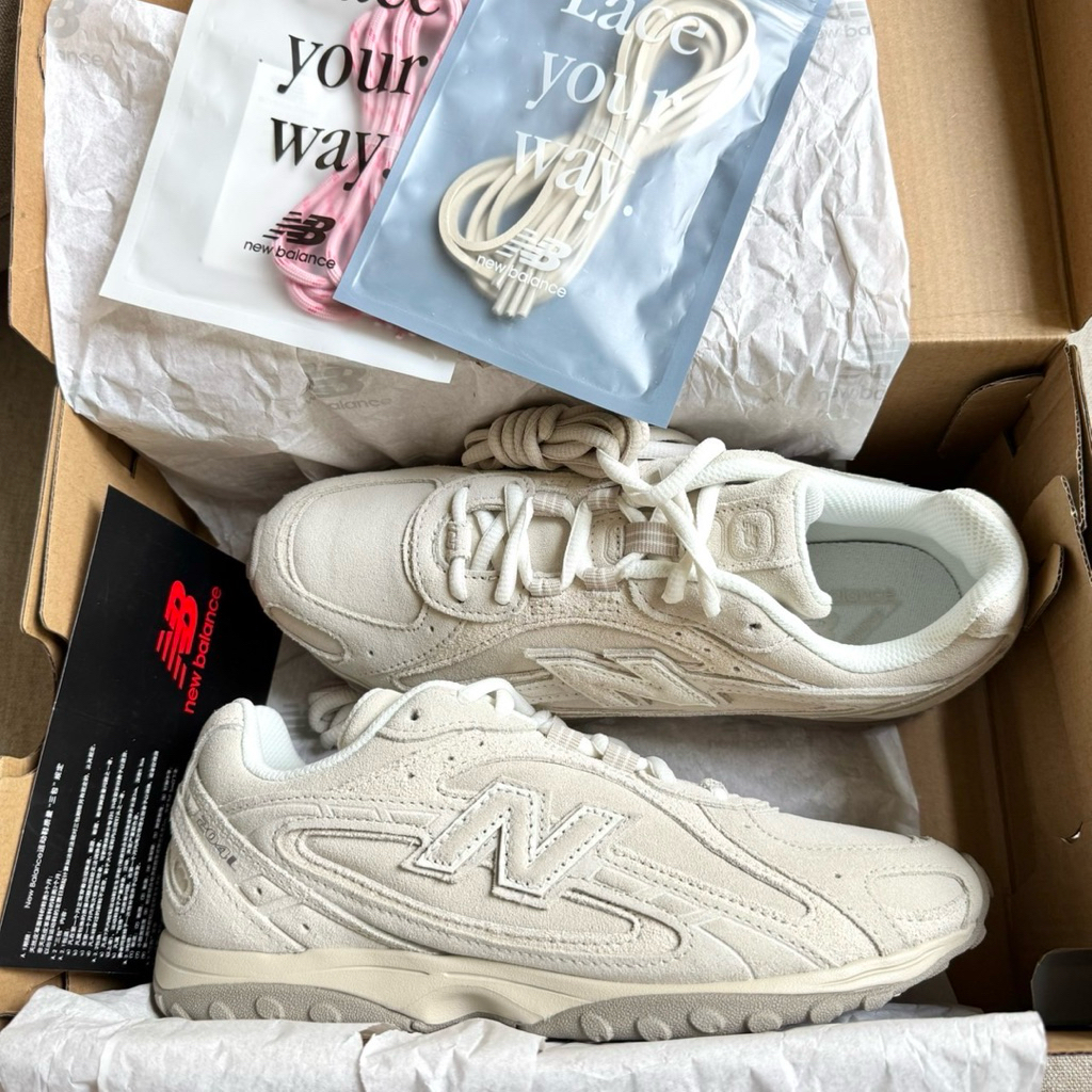 พร้อมส่ง New Balance “ 204L “ MMC เชือกได้4คู่ เลือกสีได้ 1 คู่ 💚🤎🧡🩷