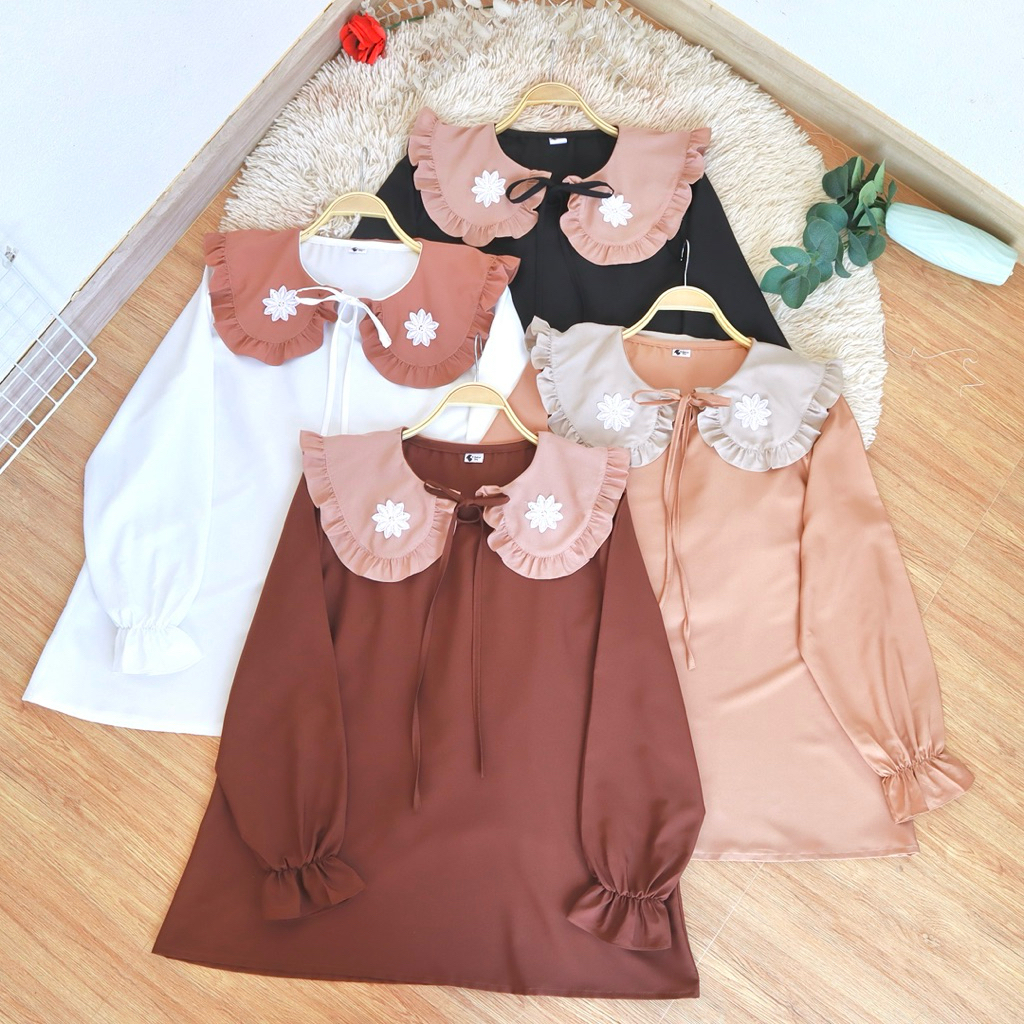 A349 เสื้อคอบัวระบาย แต่งดอกไม้ / อก 48