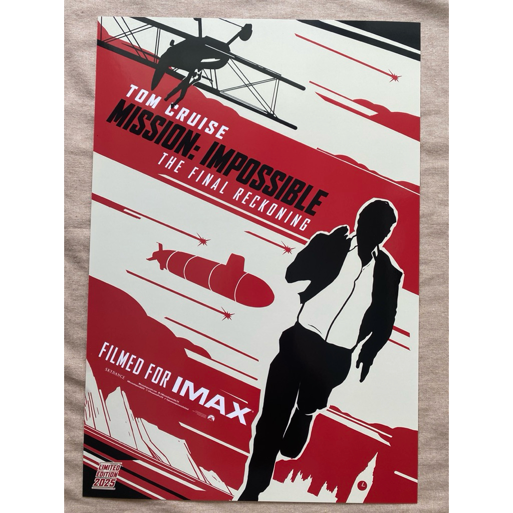 โปสเตอร์หนังกระดาษแข็งอาบมัน จากโรงภาพยนตร์ mission impossible 8