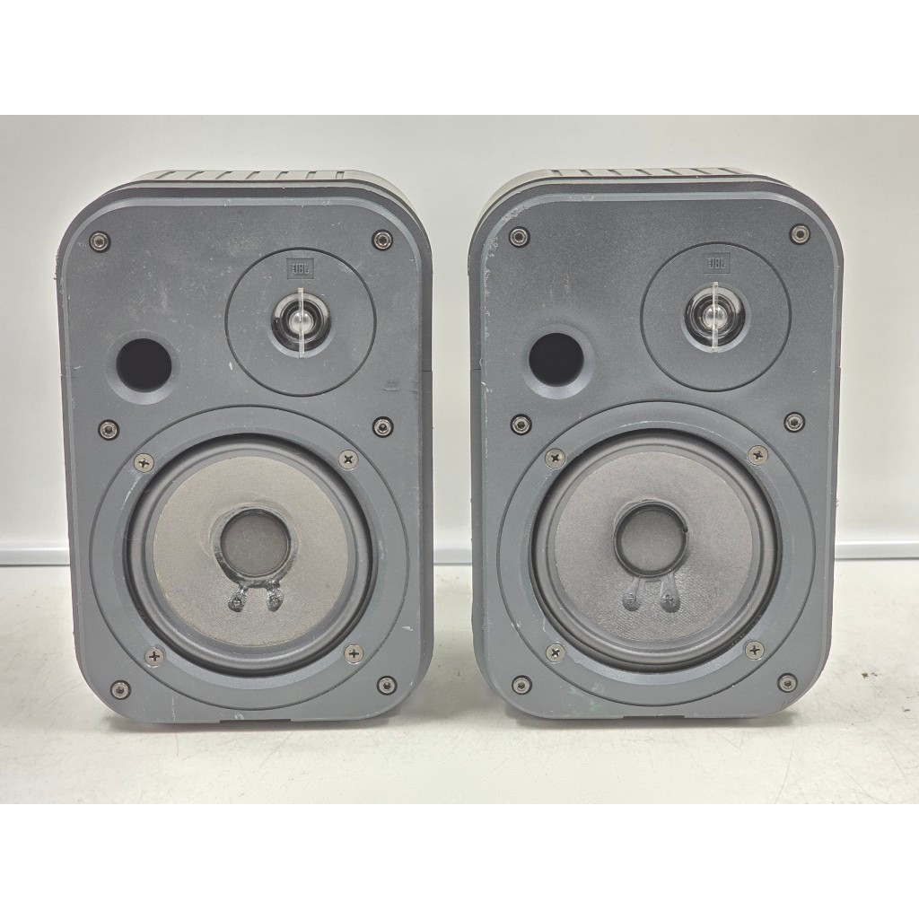 BE68 ลำโพงญี่ปุ่นมือสอง 1 คู่ (680) JBL CONTROL I 150W 8 โอห์ม Woofer 4 นิ้ว Size ตู้ 15x13x23CM ไม่