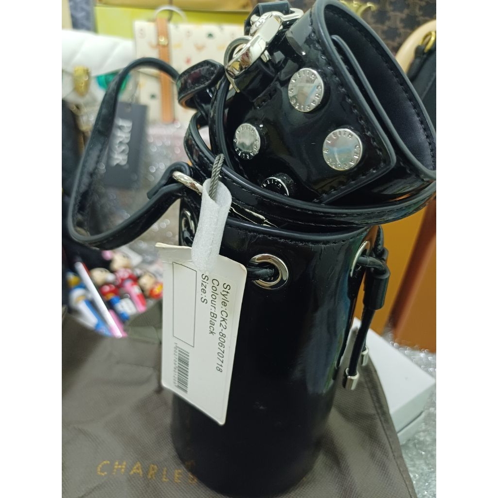 กระเป๋ามือสอง Charles & Keith (CK1)