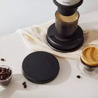 OutIn Claro Coffee Scale เครื่องชั่งกาแฟอัจฉริยะ แม่นยำ 0.1 กรัม พร้อมโหมดชงหลากหลาย