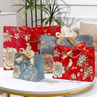 🍍🍍 PK 🍍🍍ถุงกระดาษ พร้อมโบว์ 2 เส้น ถุงพิมพ์ลายนกดอกไม้ มีหลา…