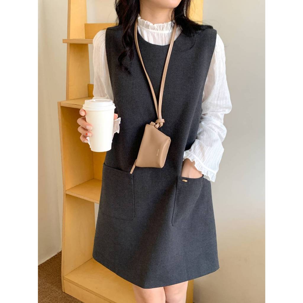 wilana   กระเป๋าคล้องคอ