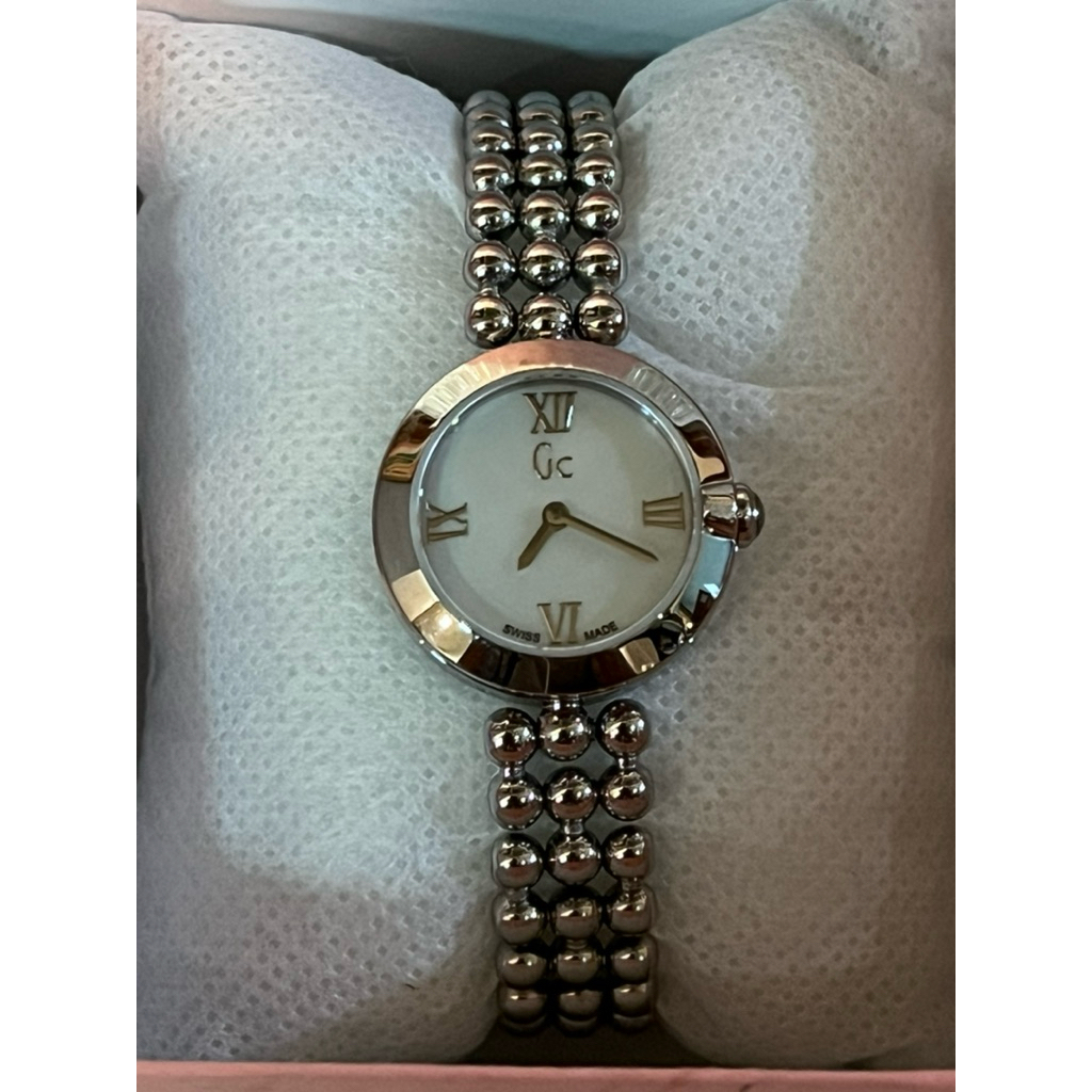 นาฬิกาข้อมือ ยี่ห้อ GC “GUESS Collection มือสองญี่ปุ่น (สภาพ 98%) คัดพิเศษ ของแท้จากญี่ปุ่น 100% ข้อ