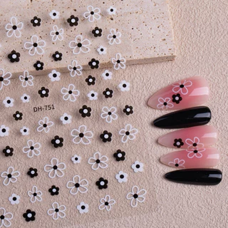 สติกเกอร์ติดเล็บลายดอกไม้ขาวดำ แบบ 3D แผ่นละ 9 บาท สินค้าพร้อมส่ง