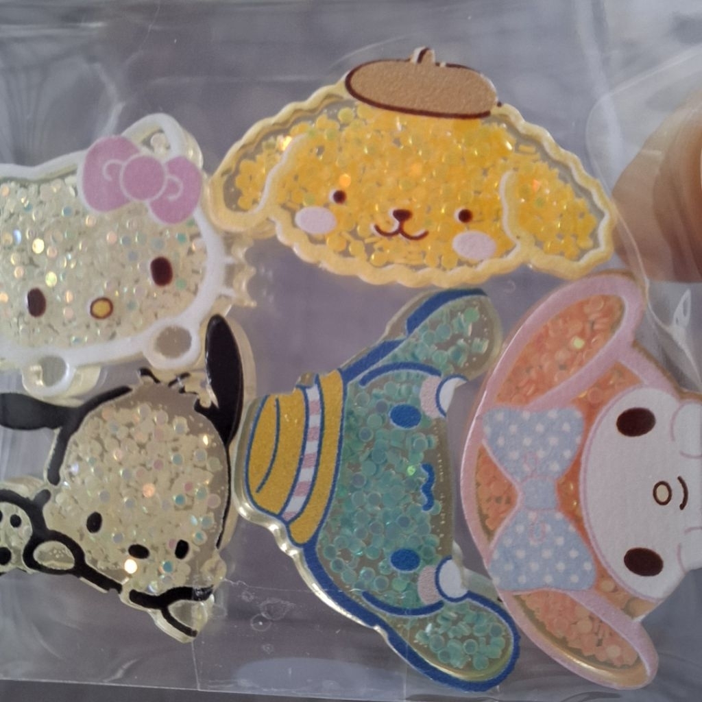 พร้อมส่ง!! เรซิ่นพรีเมี่ยมตกแต่งงาน DIY ขนาดไซส์ M หลายแบบคละสี