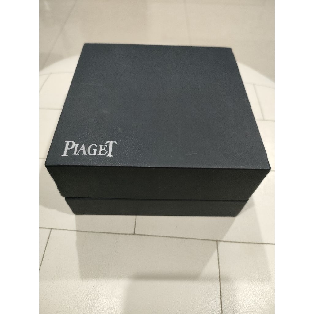 กล่องนาฬิกาPIAGETของแท้
