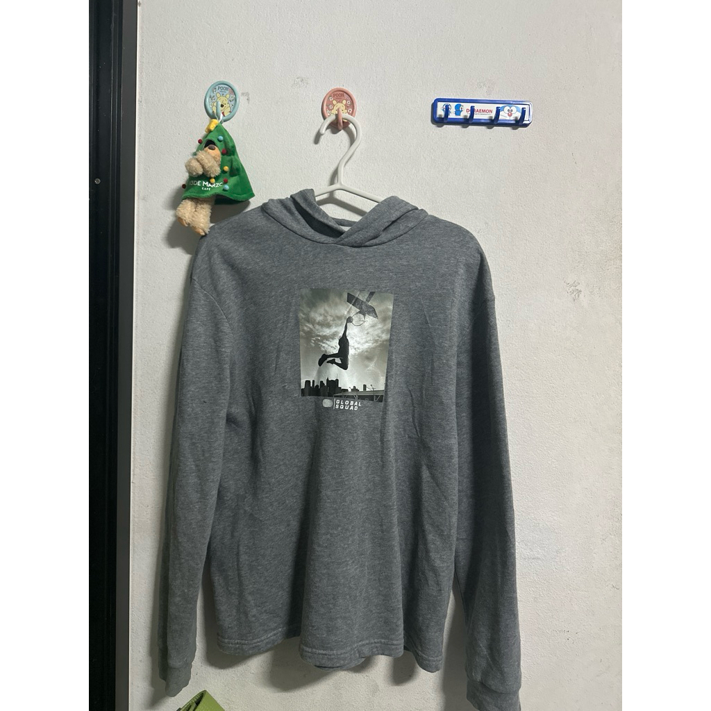 เสื้อ Hoodie H&M สีเทา มือสองของแท้💯