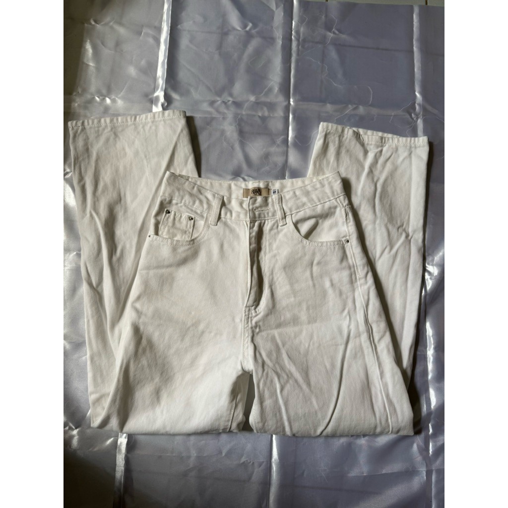 กางเกงยีนส์rileyสีขาวว