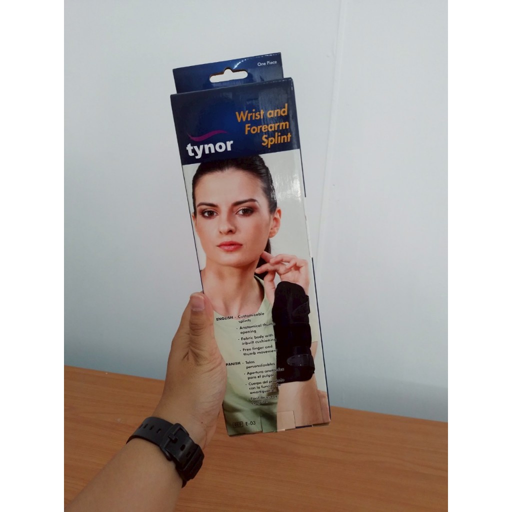 "สินค้าพร้อมส่ง" Tynor E-03 Wrist & Forearm Splint (Tynor) อุปกรณ์พยุงข้อมือและแขนแบบมีแกน ขวา ไซส์ 