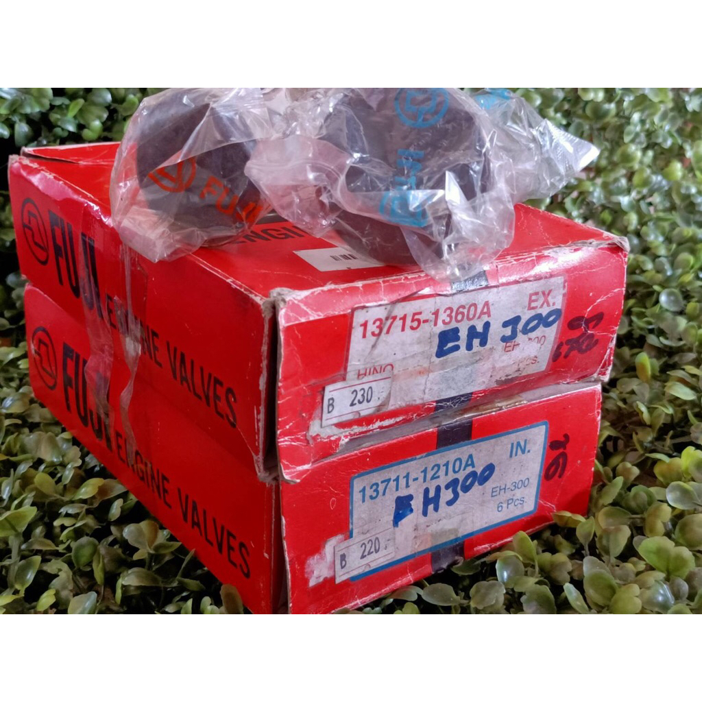 วาล์วไอดี-ไอเสีย(คู่ละ) รถยนต์ HINO EH300