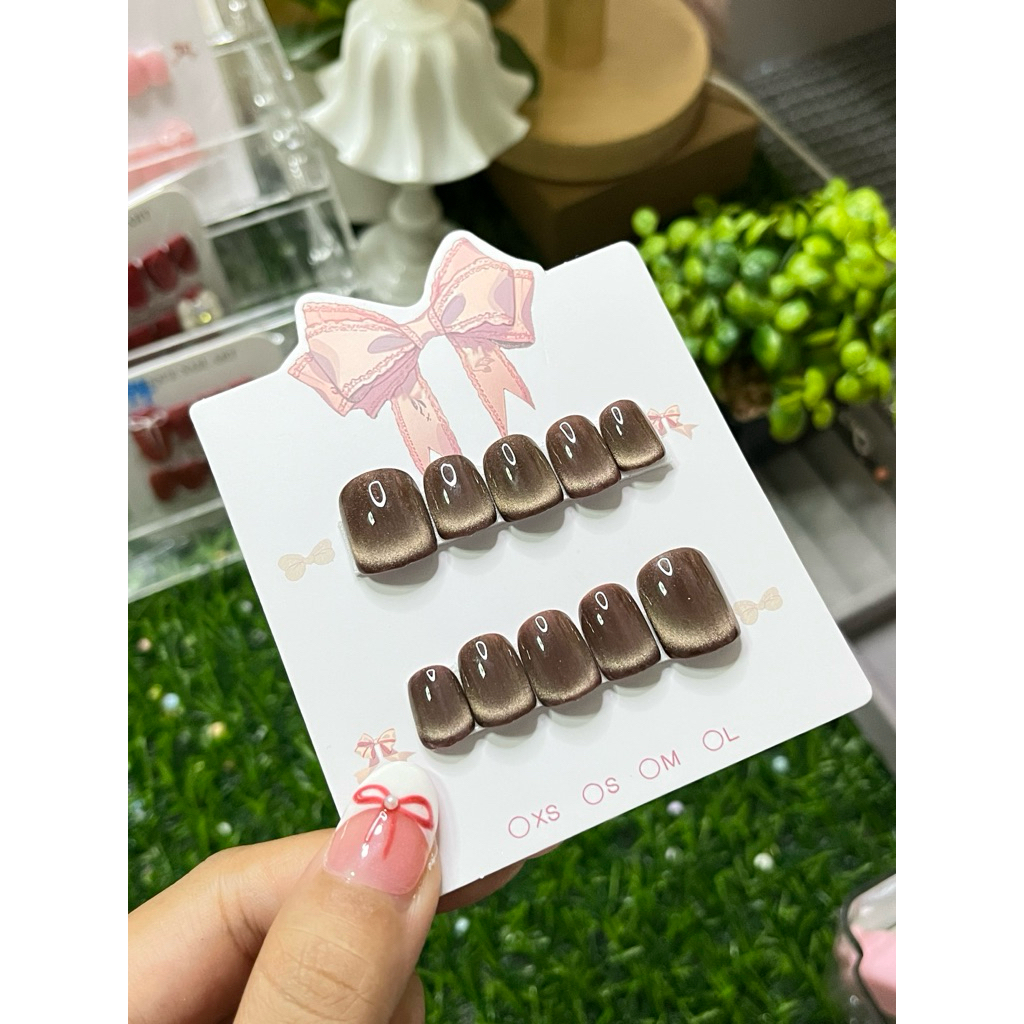 เล็บปลอมพร้อมติดสีเจลลูกแก้วแท้ 100% สามารถแจ้งไซส์และทรงได้ในแชทนะคะ