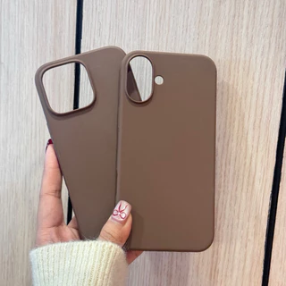 JH 💥รุ่นใหม่เคสไอโฟน16💥 Csaeกำมะยี่สีพื้นสีน้ำตาลใหม่ มีโลโก้ สำหรับรุ่น