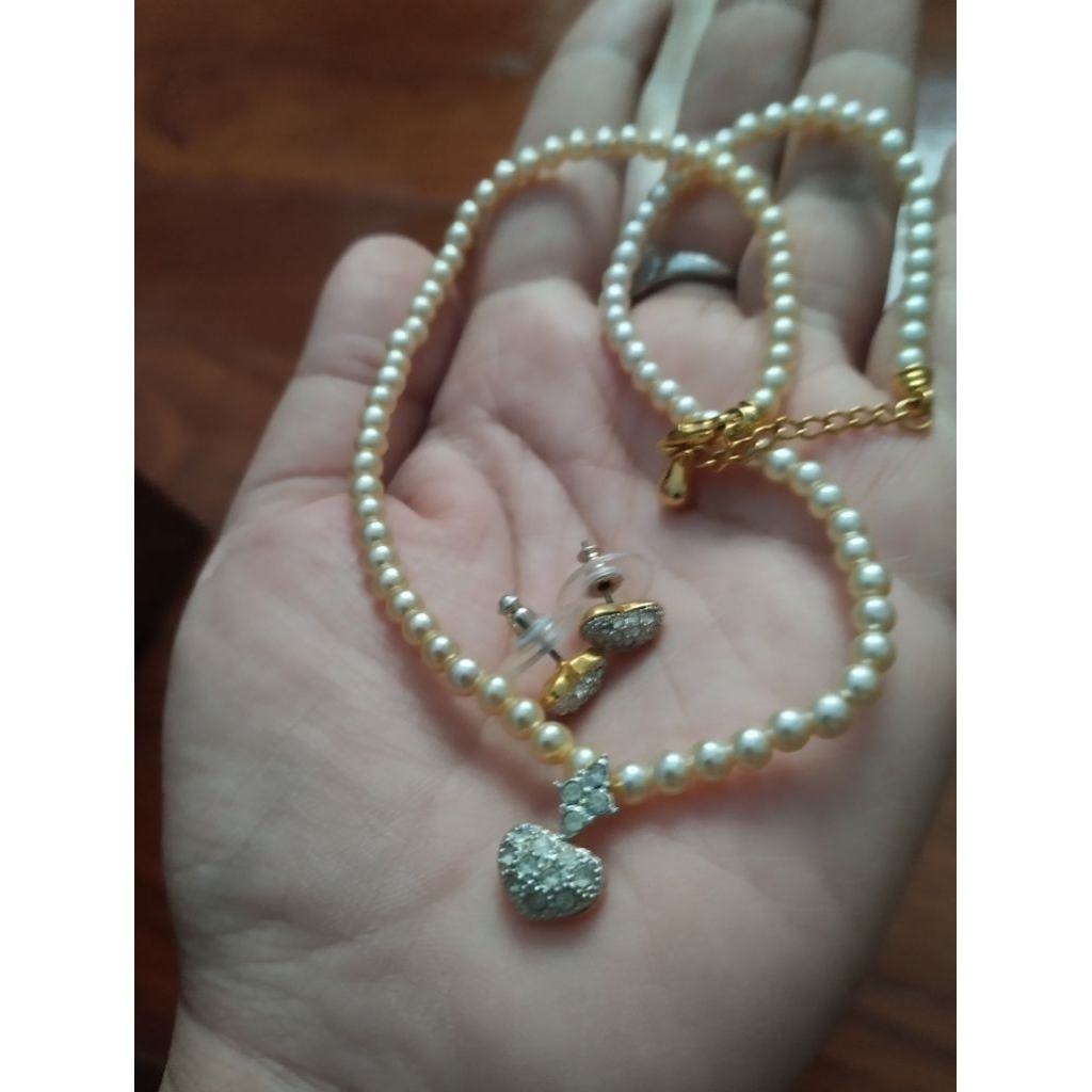 ชุดเครื่องประดับ Diva สร้อยคอมุก+ต่างหู