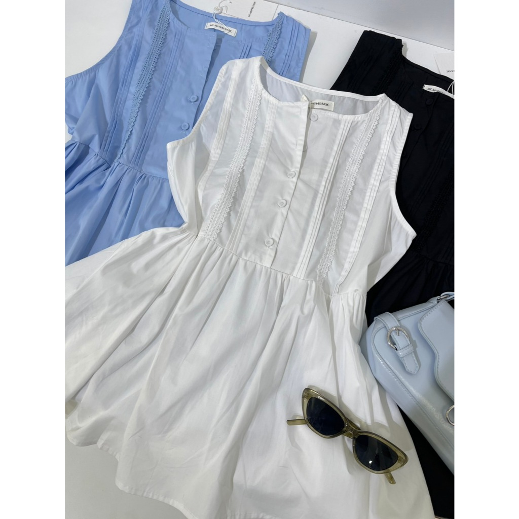 #ป้าย M1506 เสื้อแขนกุดแต่งดีเทลระบายลูกไม้ช่วงอก เย็บจับจีบ