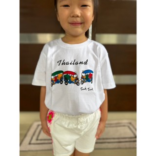 Colour Kids เสื้อยืดเด็ก พิมพ์ลายตุ๊กตุ๊ก 3 คัน Tuk Tuk ผ้าค…