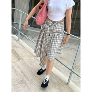 Jarlyn Skirt🎧 กระโปรงเอวยางยืดดีเทลโบว์ (beamed.bkk)