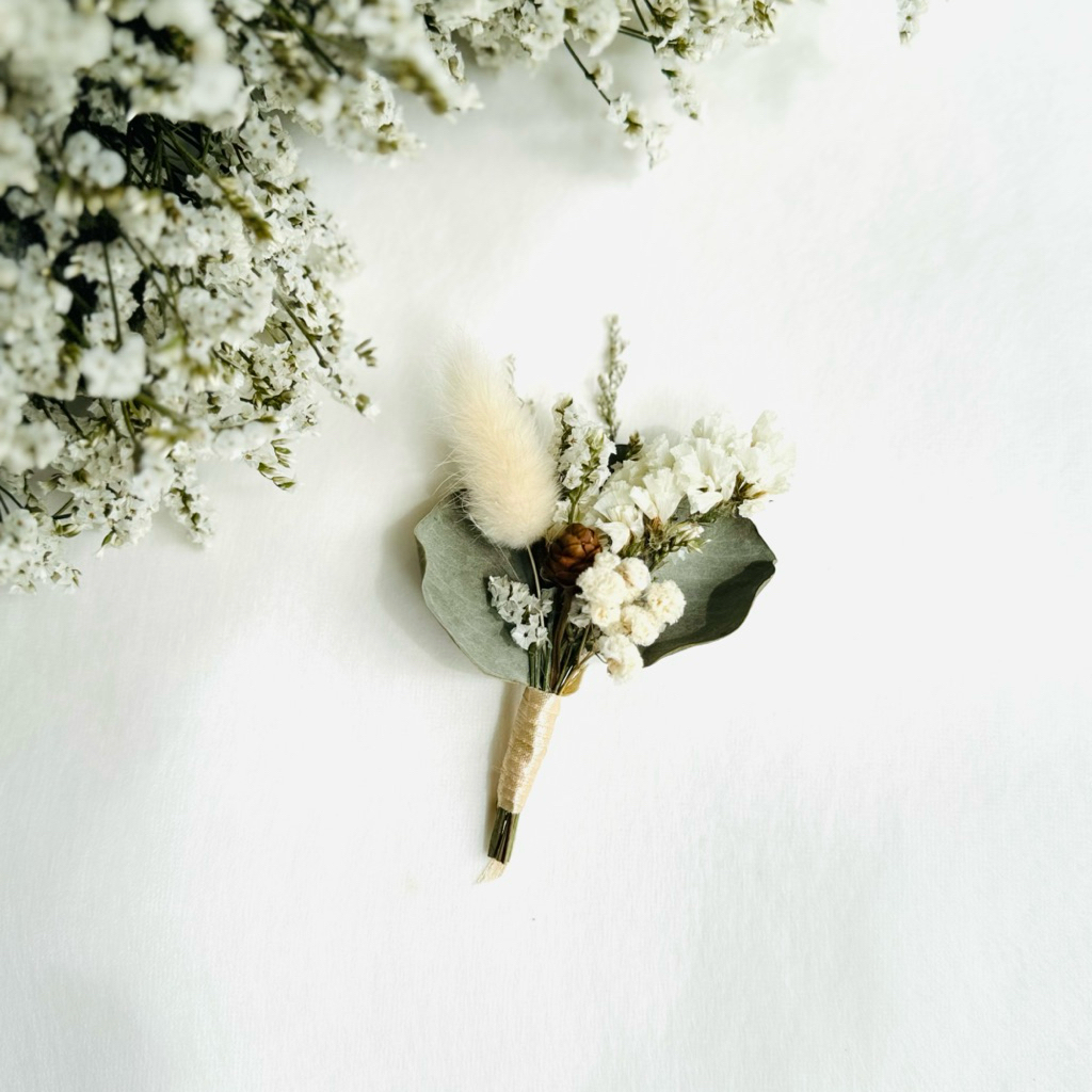 𝓁𝒾𝓁𝒾 ☆ ช่อ mini ดอกไม้แห้ง มีเข็มกลัด ติดปกเสื้อ ติดหน้าอกได้ Dry Flower