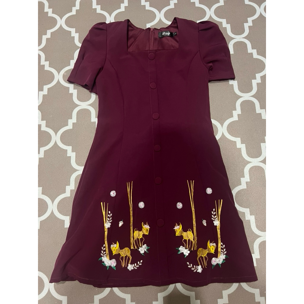 ชุดเดรสงานป้าย AP Style size L มือ 2