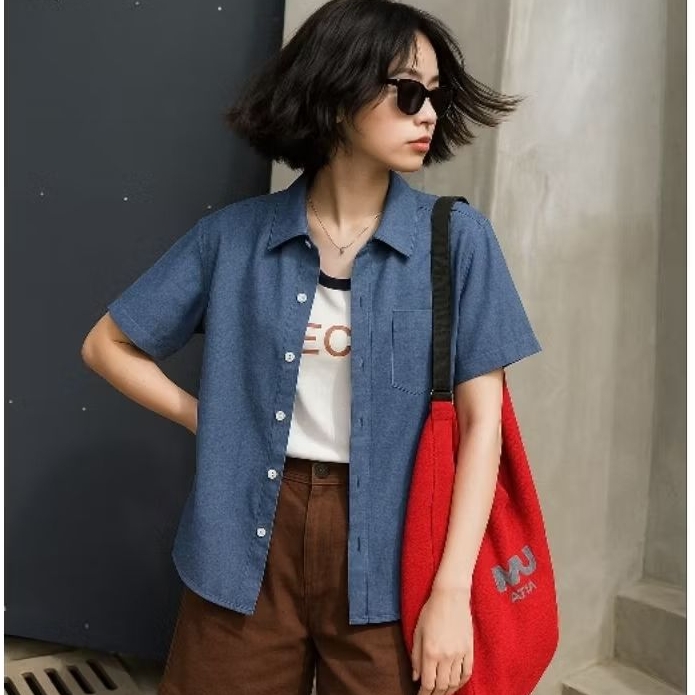 เสื้อยีนส์แขนสั้น ยีนส์เดนิม ยีนส์แชมเบร์ย สีพื้น ทรงครอป  Denim Shirt (Basic) งานไทย พร้อมส่ง By MINIMAL CLUB