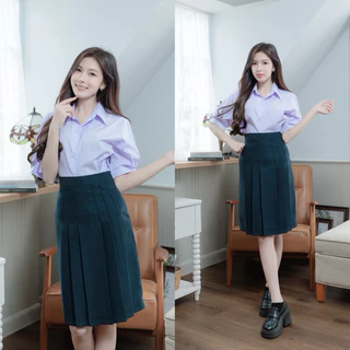 กระโปรงนักเรียนทรงแคบ ผ้ามันดีวาย สีดำ-สีกรมเข้ม ความยาว 22"- 26" เอว 23-34 ตีเกร็ด 5.5 นิ้ว ทรงสวยไม่เป็นซุ่ม