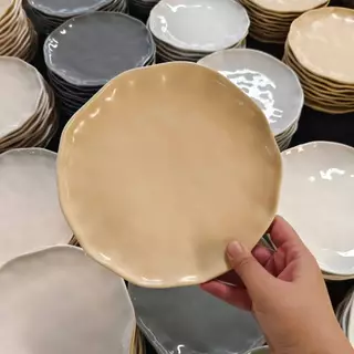 📌 จานขอบหยักสไตล์มินิมอล ขนาด8นิ้ว งานเกรดBCรวม 📌 เซรามิกสามารถเข้าไมโครเวฟเเละเข้าเครื่องล้างจานได้