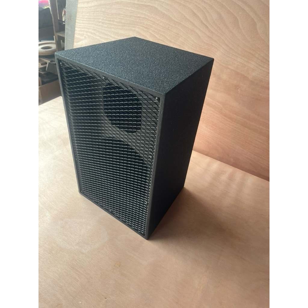 ตู้ลำโพงเปล่าเสียงกลาง ขนาด12นิ้ว (1ใบ) ทรงคางหมู ไม้อัดแท้เกรดเอ สีระเบิด ตะแกรงเหล็ก แถมฟรีสเปคคอน - รูปที่ 5