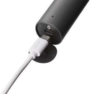 Panasonic เครื่องโกนหนวดไฟฟ้า รุ่น ES-RM3B-K451 ระบบ 3 ใบมีด พกพาสะดวก พร้อมชาร์จแบบ USB-C